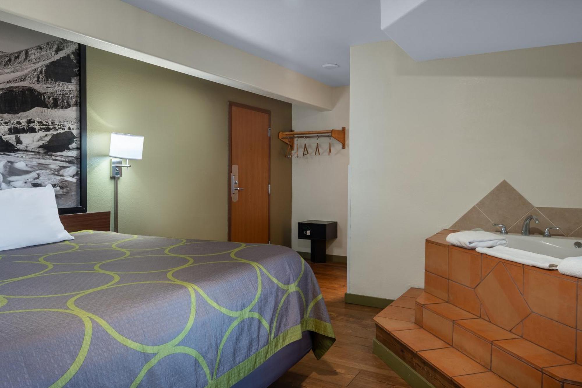 Super 8 By Wyndham Livingston Yellowstone Экстерьер фото